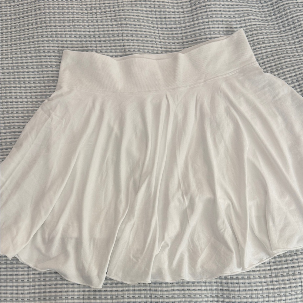 Amazon Essentials Women's White Skater Skirt